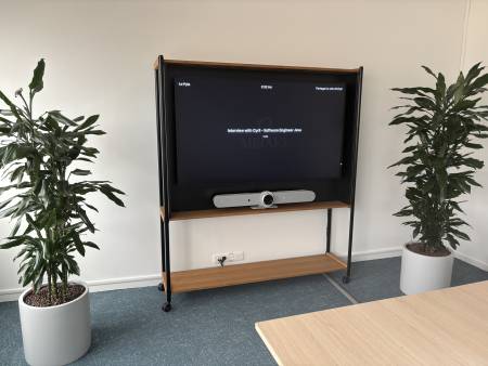 Notre zone d'activité pour ce service Câblage électrique sans goulotte avec passage de câbles propre, gaines ICTA et boîtes de dérivation pour réseau discret, durable et conforme aux normes